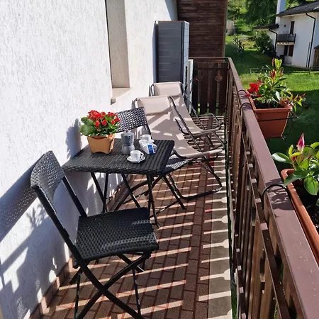 Zoncolan Secret Escape - Wifi - Netflix - Parking Apartment