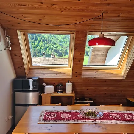 Zoncolan Secret Escape - Wifi - Netflix - Parking Apartman Ravascletto